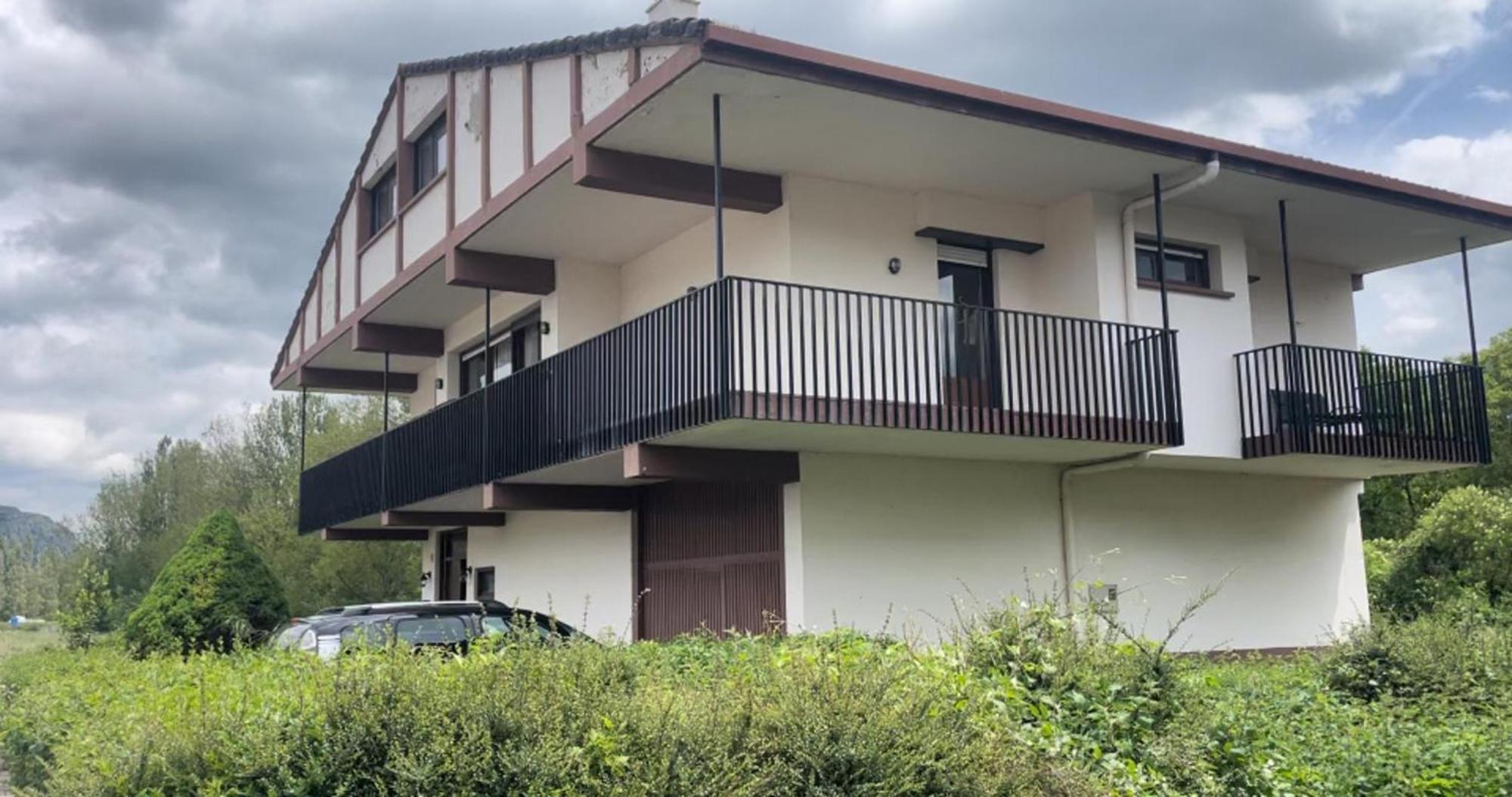 3-Bed Artist Chalet Near San Sebastian Sleeps 6 Arruazu Exterior photo